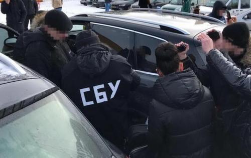 СБУ поймала на взятке экс-руководителя инспекции Госгеокадастра в Полтавской области