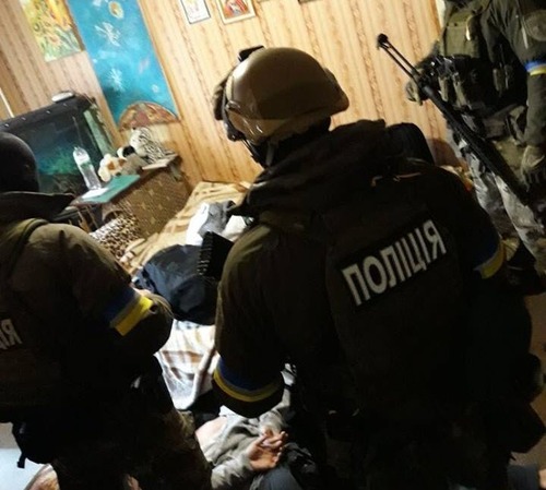 В Киеве арестовали банду, ранившую в Днепре пятерых полицейских
