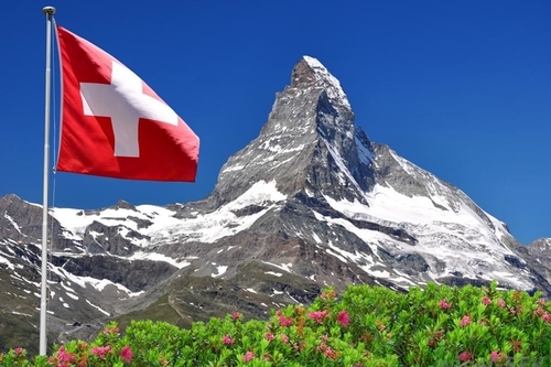 Швейцария заняла 1 место в рейтинге лучших стран мира