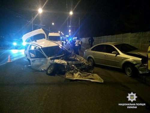 Ночное ДТП в Харькове: 2 погибших, трое раненых
