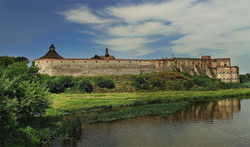 Достопримечательности Украины: Меджибожский замок