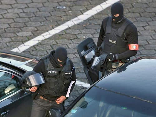 В Бельгии неизвестный застрелил двоих полицейских. Нападавший ликвидирован