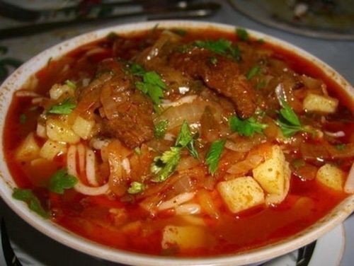 Узбекский лагман — густой и аппетитный суп