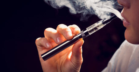 Ученые обнаружили серьезную опасность электронных сигарет
