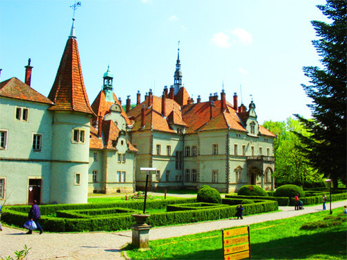 Достопримечательности Украины: Охотничий замок Шенборнов