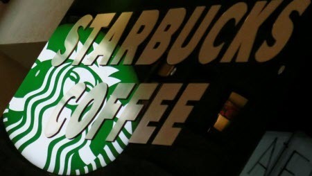 Starbucks без фильтров: во Франции вышло расследование о кофейной сети