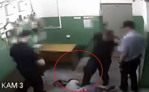 Полиция в Харькове жестоко избивала людей (ВИДЕО)