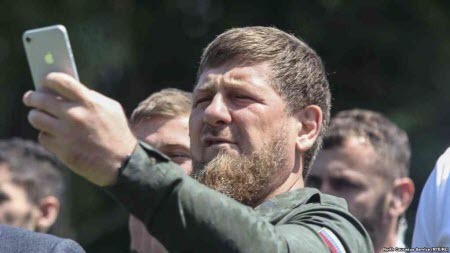 Ингушский старейшина назвал Кадырова пастухом. Глава Чечни приехал к нему за извинениями