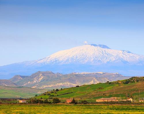 Почему движется кратер вулкана Этна