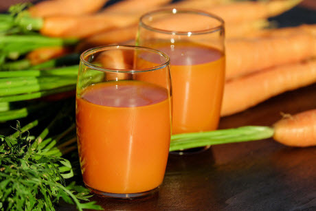 Почему нужно пить морковный сок