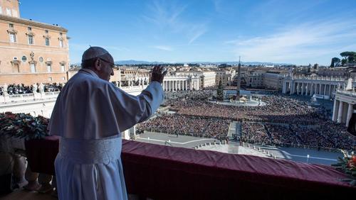 Папа Римский в Рождество пожелал Украине обрести продолжительный мир
