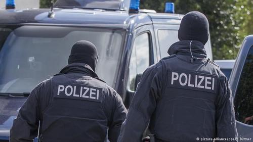 В Германии полиция обыскала квартиру свидетеля по делу о масштабной краже данных