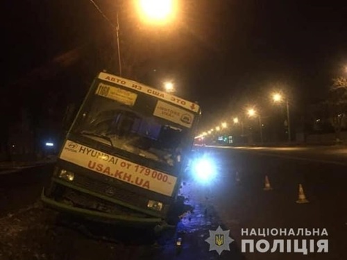 Харьковский полицейский предотвратил ДТП и спас пассажиров маршрутки