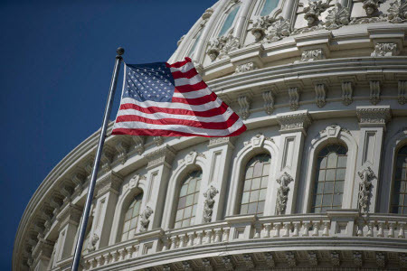 После доклада Мюллера Конгресс США возобновил обсуждение антироссийских санкций 