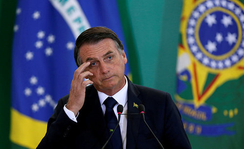 Президент Бразилии заявил о готовности рассмотреть военное вторжение в Венесуэлу