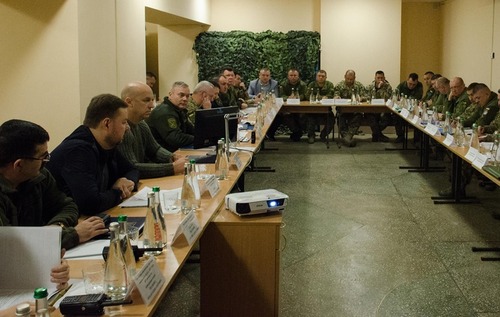 В Об'єднаних силах відбувся "круглий стіл" за підсумками квітня