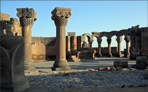 Тайны древних столиц: почему стоит поехать в Армению