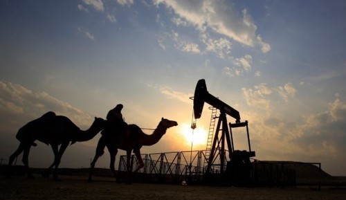 Цены на нефть остановили падение на заявлениях Саудовской Аравии