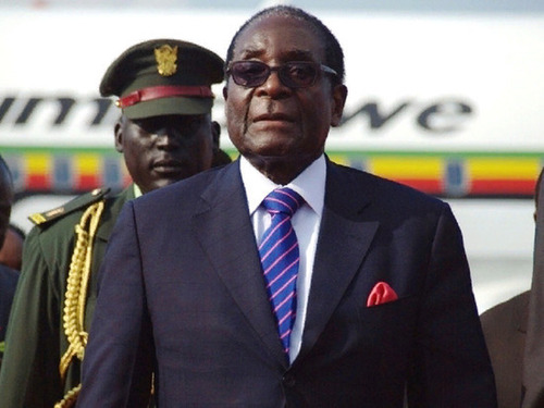 Герой или диктатор? На 96-ом году жизни скончался бывший президент Зимбабве Роберт Мугабе