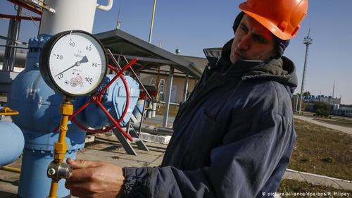 Коболєв навів тарифи на довготривалий транзит російського газу