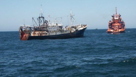 В Атлантике нашли трех украинских моряков с пропавшего буксира