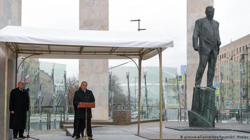 Как памятник Примакову стал памятником эпохе Путина