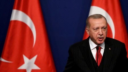 Посла Турции вызвали в МИД Франции после слов Эрдогана о «смерти мозга» Макрона