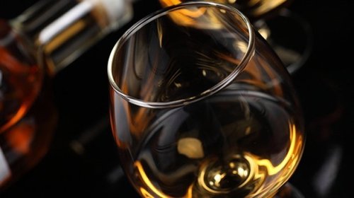 Самые опасные алкогольные напитки, вызывающие быстрое опьянение и сильное похмелье