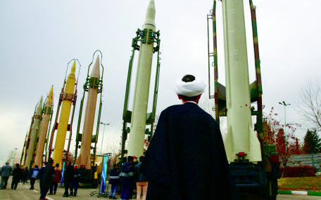 Иранская угроза: Ракеты, теракты и хакеры