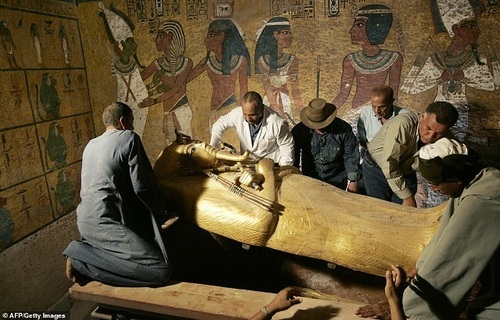 Скрытые камеры возле могилы Тутанхамона 3400-летнего возраста обнаружены археологами