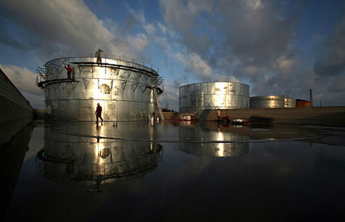 Аналитики прогнозируют падение цен на нефть до $20 за баррель