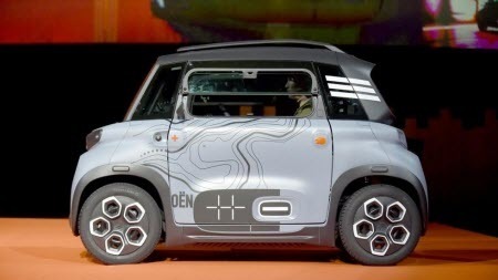 Во Франции выпустят миниатюрный электромобиль