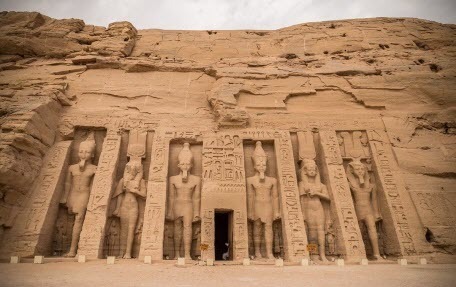 В Египте найден тайник фараона Тутмоса II