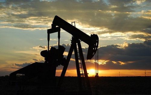 Нефть WTI рухнула ниже $15 на фоне переполнения хранилищ в Кушинге