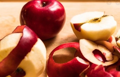 Ешьте кожуру от яблок, это продлевает жизнь