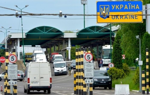 На польсько-українському кордоні відновили піший рух