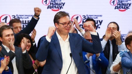 Вибори у Сербії назвали "Пірровою перемогою" правлячої партії
