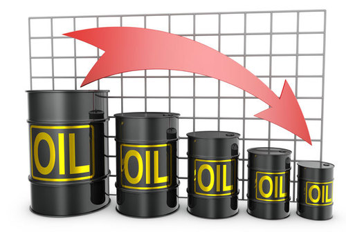Цены на нефть рухнули на данных о росте добычи в США