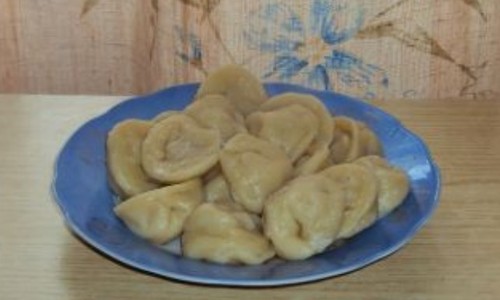 Бабусині страви: "Пельмені з куркою та грибами"