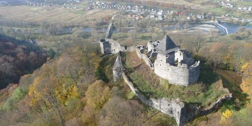 100 Великих чудес України - Невицький замок