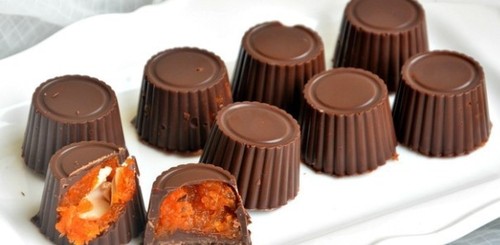 Мамины секреты "Домашние шоколадные конфеты с морковной начинкой и миндалем"