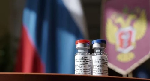 Почему российская вакцина против коронавируса "Спутник V" не лидирует в глобальной гонке