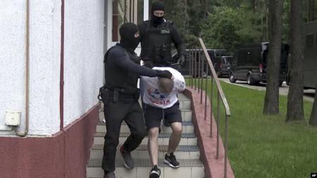 Найманців «ПВК Вагнера» повернули до Росії: їх затримання у Білорусі було постановкою