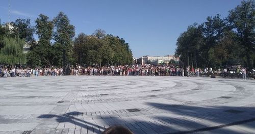 В Харькове на площади Свободы открыли обновленный сквер с уникальным фонтаном