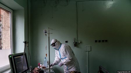 Ще більше хворих: 5 800 нових випадків за добу зафіксовано в Україні