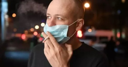 Курение защищает от коронавируса: французские медики пришли к парадоксальным выводам