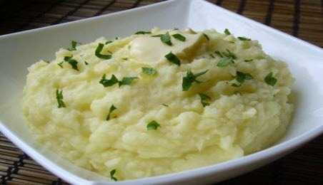 Бабусині страви: "Картопляне пюре з хріном і молоком"