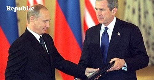 "Четыре Путина. Как менялся режим в последние 20 лет и что его ждет дальше?" - Дмитрий Травин