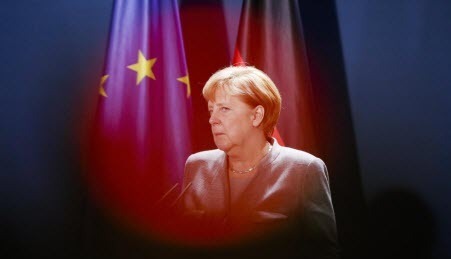 Ангела Меркель на склоне лет стала европейкой на практике