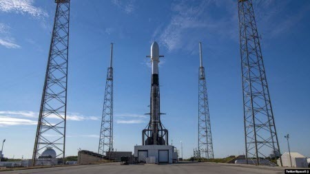 SpaceX одночасно вивів на орбіту рекордні 143 супутника